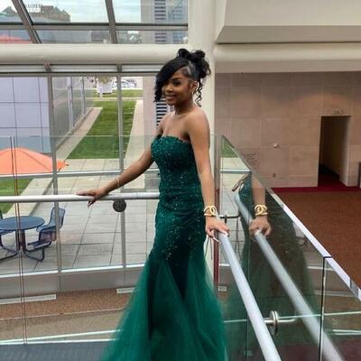 Elegant mermaid green lace prom dresses  - Thumbnail 2