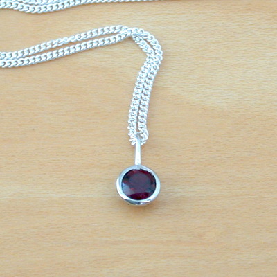 Sterling silver garnet circle pendant & chain/garnet necklace/garnet jewellery/garnet jewelry/gemstone necklace/january birthstone/uk