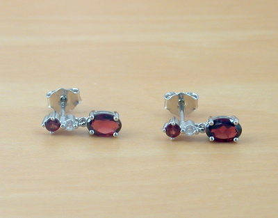 Sterling Silver Garnet & Cz Gemstone Stud Earrings/Garnet Earrings,Garnet Drop Earrings/Garnet Stud Earrings/Garnet Jewellery/Garnet Jewelry