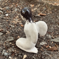 kneeling angel - Thumbnail 3