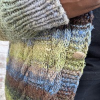 Hand-Knit Cardigan Sweater - Thumbnail 2