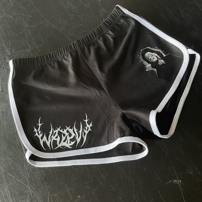 Wazzup short shorts