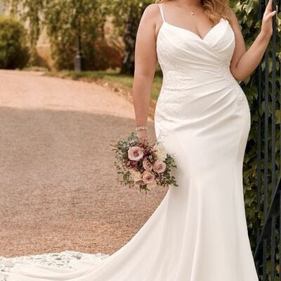 Elegant plus size mermaid wedding dress bridal gown
