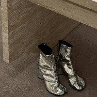 Women's genuine leather pig's hoof split toe martin boots - Thumbnail 4