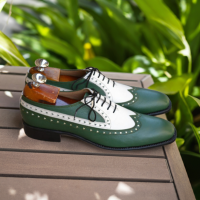 Stylish oxford white and green leather wingtips spectator shoes for men's dress shoes, brogue shoes