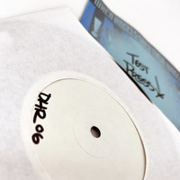 DHR06 "TEST PRESS" WASTW V2 7" One King Down & Brother's Keeper - Thumbnail 2