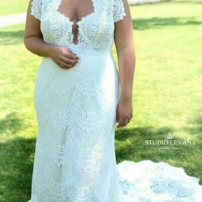 Elegant mermaid lace plus size sleeveless wedding dress bridal gown