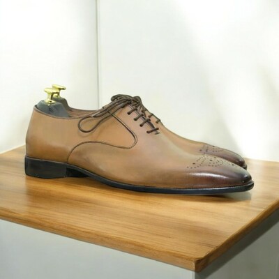 Men's tan whole cut leather lace-up shoes