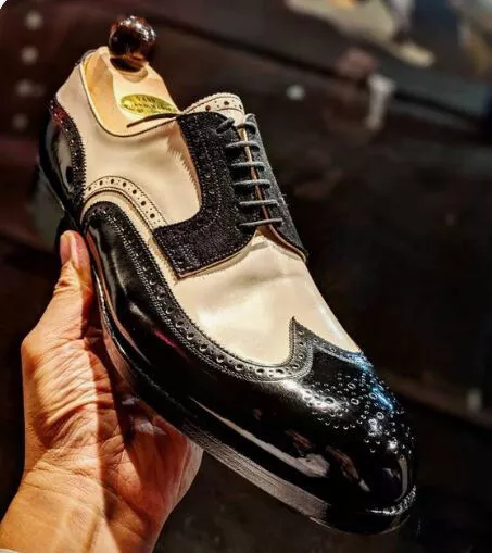 Handmade Men’s Two-Tone Leather Wingtip Brogue Derby Shoes – Classic Lace-Up Design for all Occasions.