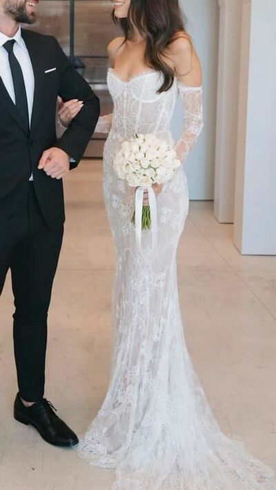Elegant Mermaid Lace Sleeveless Wedding Dress Bridal Gown