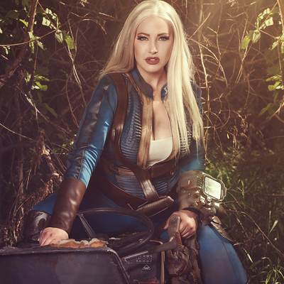 Vault dweller sunset - solo