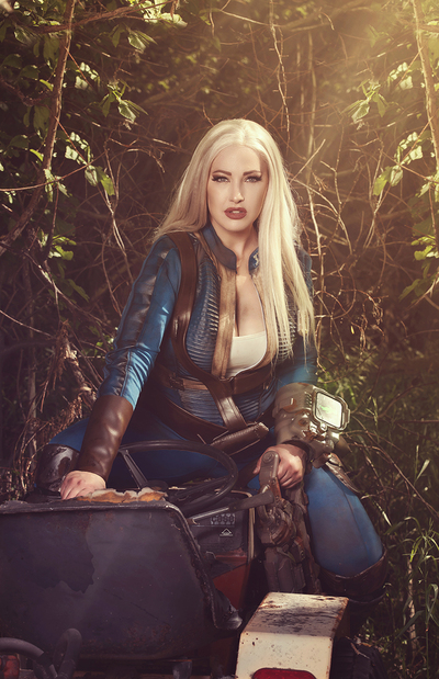 Vault Dweller Sunset - Solo