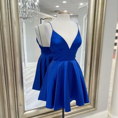 Spaghetti straps v neck royal blue short homecoming dresses