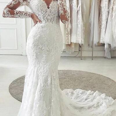 Elegant mermaid lace appliques sleeveless wedding dress bridal gown