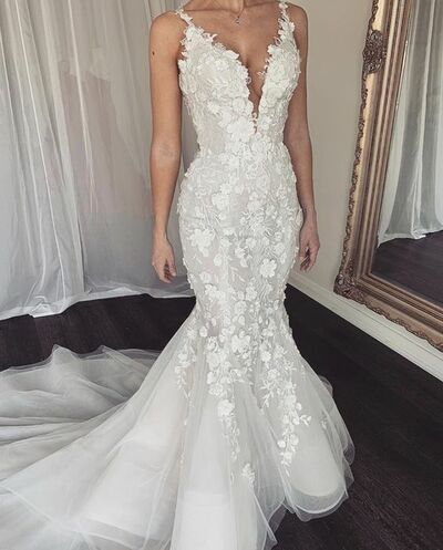 Elegant Mermaid Lace Appliques Sleeveless Wedding Dress Bridal Gown