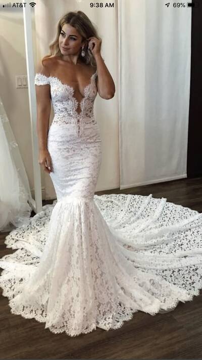 Elegant Mermaid Lace Appliques Off the Shoulder Wedding Dress Bridal Gown