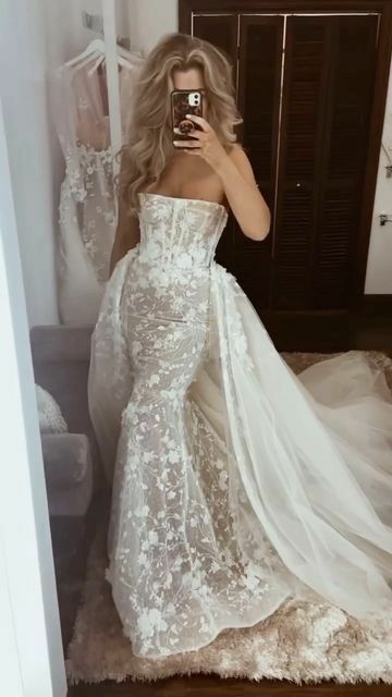 Elegant Mermaid Lace Appliques Off the Shoulder Wedding Dress Bridal Gown