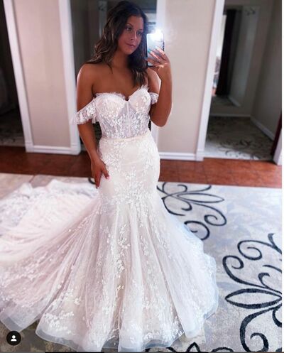 Elegant Mermaid Lace Appliques Off the Shoulder Wedding Dress Bridal Gown