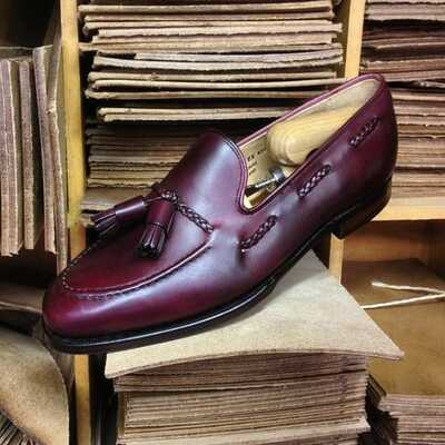 Latest men's handmade burgundy genuine leather tassels loafer christmas gift shoes - Thumbnail 1
