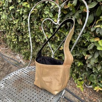 Square-bottom Takeout bags: Golden - Thumbnail 1