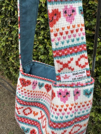 Square-bottom Takeout bags: Hearts