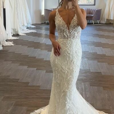 Elegant mermaid v neck tulle lace appliques wedding dress bridal gown