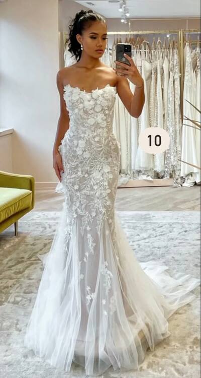 Elegant Sheath Sleeveless Lace Appliques Wedding Dress Bridal Gown