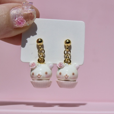 Korilakkuma rose cupcake charm