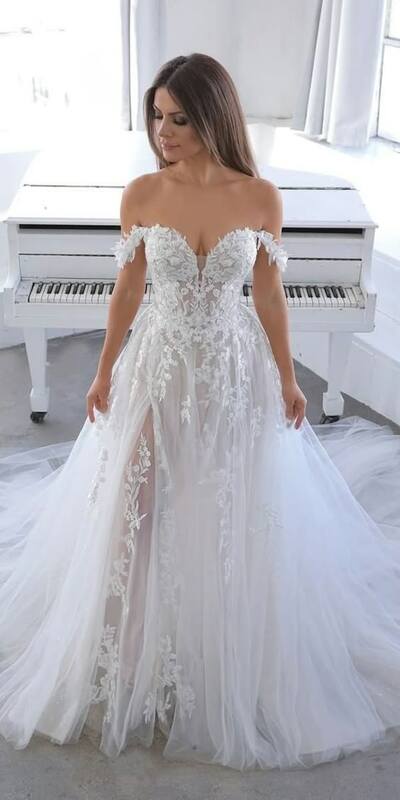 Elegant Sheath Off the Shoulder Sleeveless Lace Appliques Wedding Dress Bridal Gown