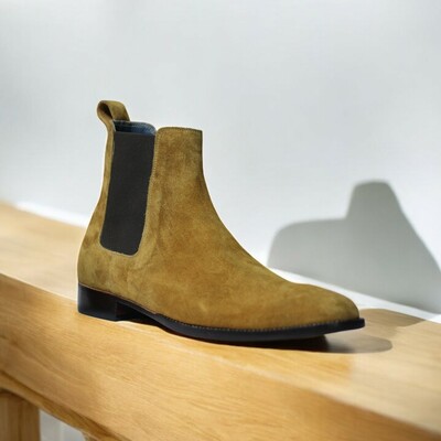  ankle high brown chelsea alligator print leather boot for men'