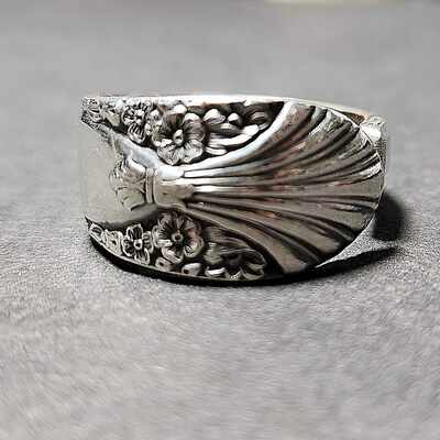 Vintage crown silverplate radiance 1939 spoon ring – handmade silverware jewelry
