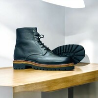 Ankle High Black Leather Boot – Timeless Style and Comfort - Thumbnail 2