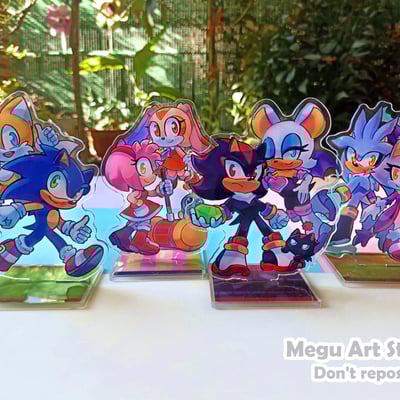Sonic duos standees
