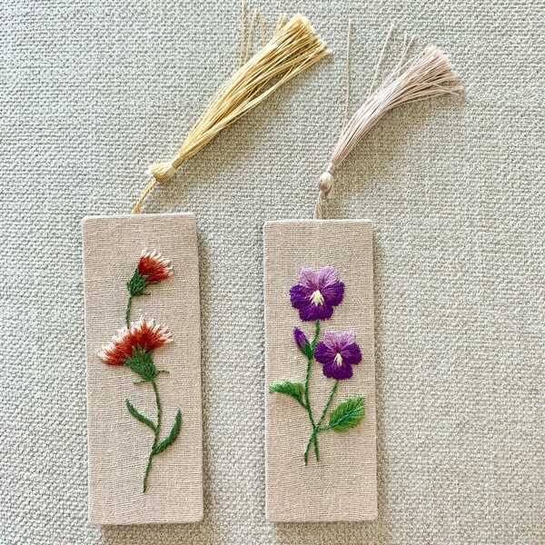 BOOKMARK Birth Month Flower Hand-Embroidered | Bridesmaid Gift | Bridal Shower Gift | Birthday Gift | Gift for Mom
