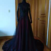 Gothic V-Neck Sleeveless Black and Red Wedding Dresses Lace Appliques Beading Country Chic Wedding Dresses Low Back Colored Wedding Gowns  - Thumbnail 5