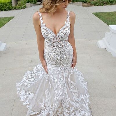 Elegant sweetheart lace appliques wedding dress bridal gown