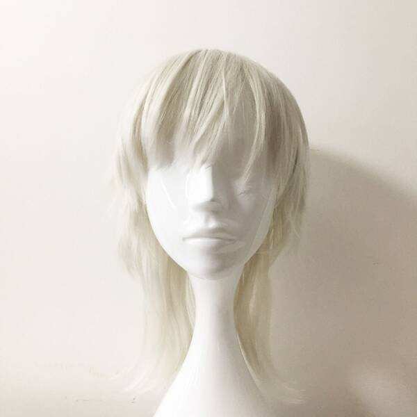 Wolf Cut Mullet Wig Silver White Scene Wig With Bangs Cosplay Anime Wig Short Straight Layered Cut