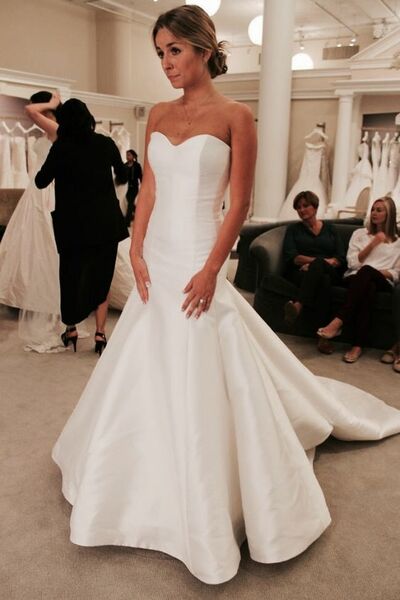 Elegant Mermaid Simple Wedding Dress Bridal Gown