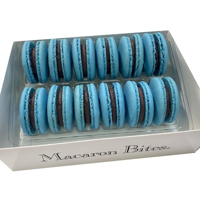 Macaron bites blueberry gift box - 12 count
