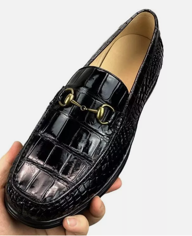 Handmade men crocodile textured leather peas shoes, black penny loafer shoes