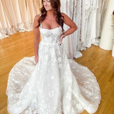 Elegant scoop lace appliques wedding dress bridal gown