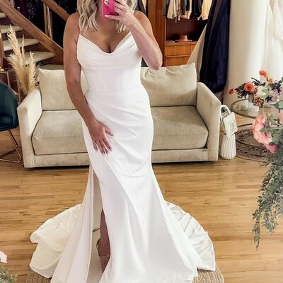 Elegant spaghetti straps simple beach boho wedding dress bridal gown