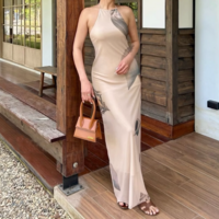 Elegant and fashionable printed tulle halterneck dress - Thumbnail 2