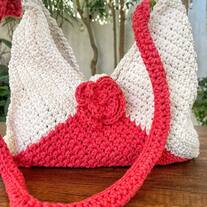 KNITTED SUMMER BAG IN CORAL FOR EVERY MOOD