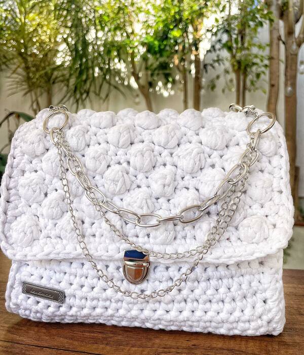 Elegant, luxurious and modern with detail makes it exquisite and unique just like you!!!