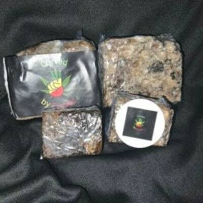 Curvez african black soap