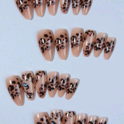 Leopard print presson 🐆 nails 