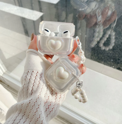 *Free Shipping*HEART-SHAPED AIRPODS CASE  
