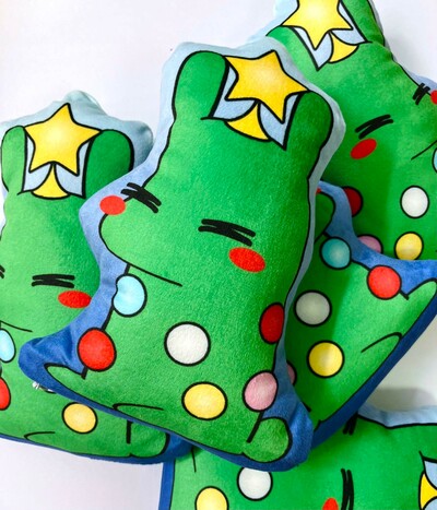 Billy Christmas tree pillow