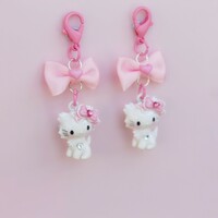 Charmmy Kitty - Thumbnail 3